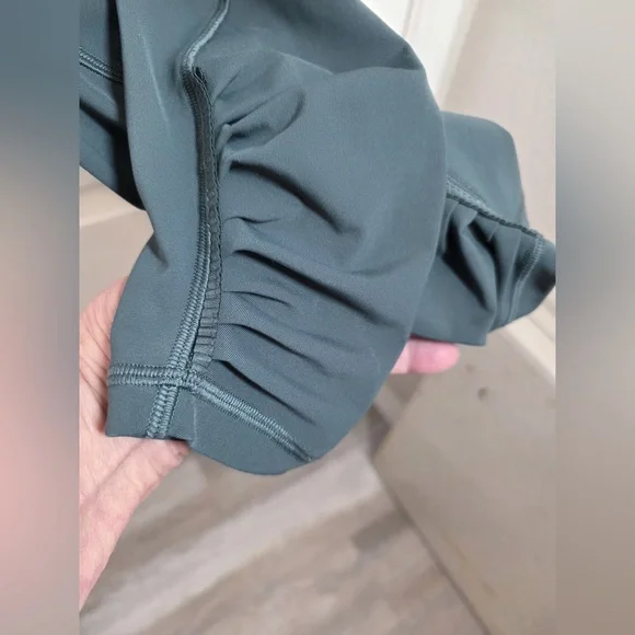 Lululemon•Play Off The Pleats Tight *25"•Cinch Side HR•Teal Shadow•LIKE NEW•4 - Picture 6 of 15